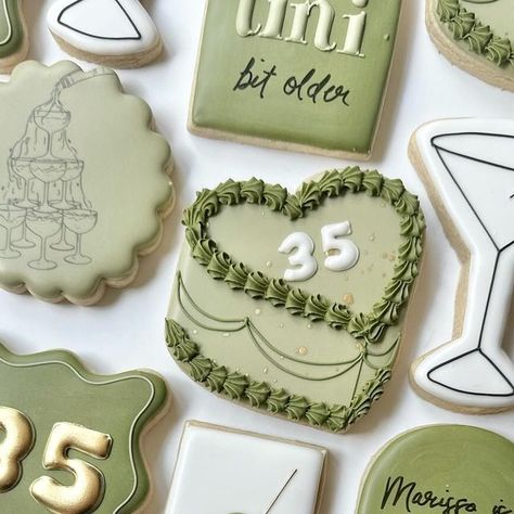 Danielle’s Delectables on Instagram: "A tini bit older 🫒 had the chance to squeeze this cookie bucket list theme in right before my leave started and I’m so happy with how they came out 😍🍸  #tinibitolder #martinicookies #cookiedecorating #atinibitolder #atinibitoldercookies" A Tiny Bit Older Cookies, 30th Bday Cookies, Tini Bit Older Bday Theme, Tini Birthday, Tini Bit Older Decor, Tini Party, Cookie Bucket, Martini Birthday, Wine Cookies