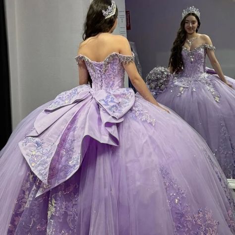 ANGELSBRIDEP Lilac Quinceanera Dresses Glitter Crystal Beading Sequin Applique Lace Ball Gown Tull Lilac Quinceanera, Lilac Quinceanera Dresses, Dresses Glitter, Quince Dresses Purple, Applique Lace, Lace Ball Gowns, Dresses Quinceanera, Sequin Appliques, Quinceanera Dresses