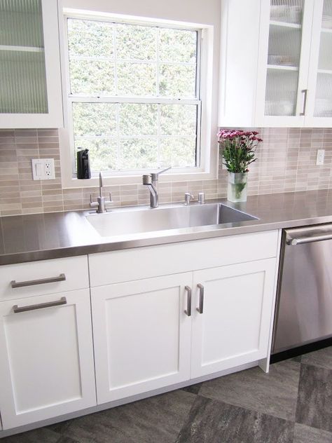 Stainless Countertops, Steel Countertops, Tile Countertops Kitchen, Flip House, Sinks Kitchen Stainless, Stainless Steel Countertops, Granite Countertops Kitchen, Backsplash Designs, Stainless Steel Sink