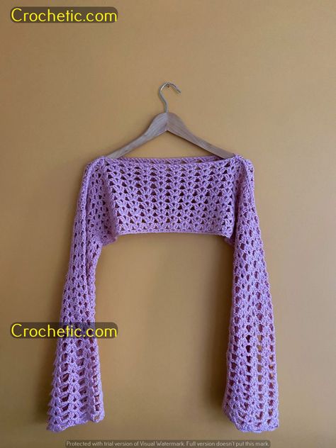 "Chic Comfort: Cozy Crochet Clothing for Every Occasion" Crochet Shrugs And Boleros, Knitted Shrugs Free Patterns, Knit Shrug Outfit, Crochet Shrug Outfit, Shrug Ideas, Crochet A Shrug, Tops Tejidos A Crochet, Top Tejidos A Crochet, Shrug Outfit