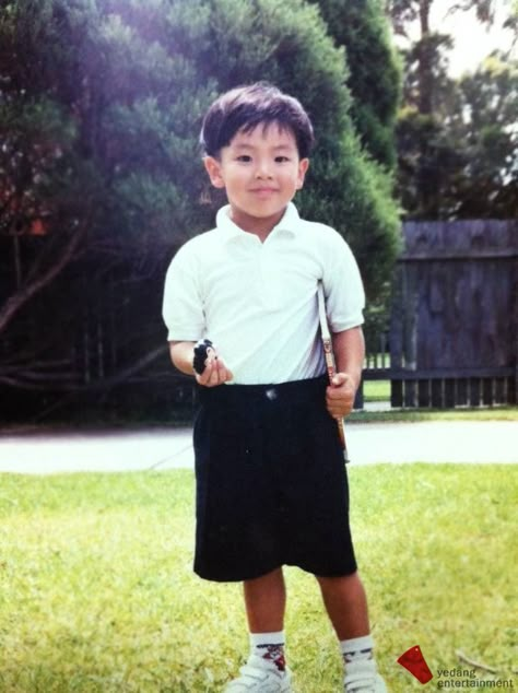 C-Clown Rome's childhood photos revealed Dream Perfect Regime, Christian Yu Dpr Ian, Christian Yu, Dpr Ian, 23rd Birthday, Gang Gang, Childhood Photos, Instagram Baby, Black Trousers