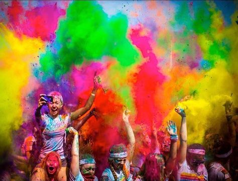 Colour Throwing Festival | The Colour Run | HoneyKids Asia Color Me Run, The Color Run, Running Events, Holi Special, Run With Me, Beach Events, Win Tickets, Color Festival, Color Run