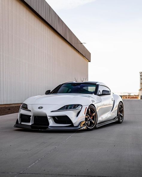 New Toyota Supra, Supra Mk5, Cars Old, Slammed Trucks, Cars Toyota, Customized Cars, Cars Lamborghini, Slammed Cars, Toyota Supra Mk4