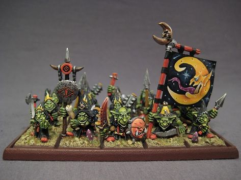 Night goblin regiment Warhammer Greenskins, Warhammer Underworld, Night Goblin, Kev Adams, Gloomspite Gitz, Goblin Art, Dark Eldar, Warhammer Figures, Warhammer Paint