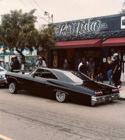 64 Impala Lowrider, Estilo Cholo, Low Riding, Lowrider Trucks, Lowrider Art, Pimped Out Cars, Low Riders, Lowrider Cars, Custom Muscle Cars