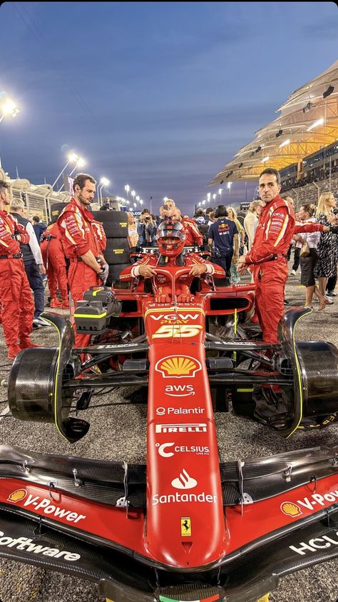 Fia Formula 2 Championship, Bahrain Grand Prix, Ferrari F12berlinetta, Auto Racing Events, Formula 1 Car, Ferrari F1, F1 Racing, Racing Driver, F1 Drivers