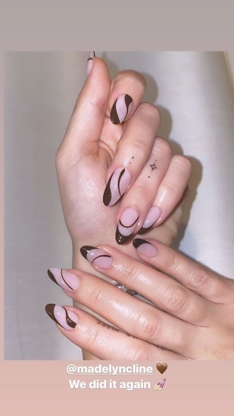 Madelyn Cline Tattoo, Madelyn Cline Nails, Maddie Nails, Beach Summer Nails, Summer Nails 2023 Color Trends, Nails 2023 Color Trends, 2023 Color Trends, Promise Tattoo, Euphoria Nails