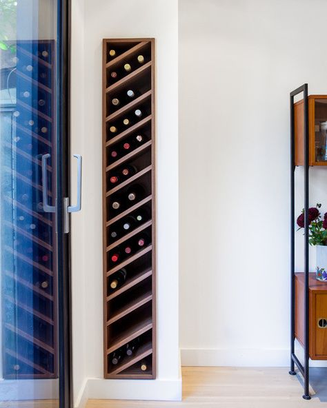 Built in wine nook between studs. Brilliant!! تحت الدرج, Wine Rack Design, Built In Wine Rack, Home Wine Cellars, Wine Rack Storage, Wine Shelves, Wine Wall, Wine Rack Wall, Diy Wine Rack