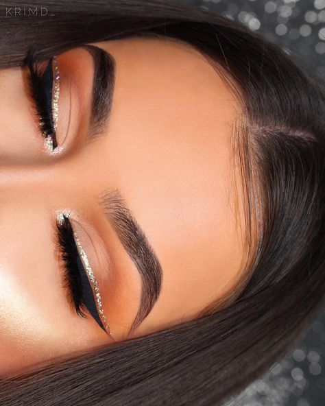 ♡ @Ｃｈｏｃｏｌａｔｅｂｅｓｏ ♡ Double Eyeliner, Make Up Inspiration, Makijaż Smokey Eye, Makeup Eye Looks, Makeup Tricks, Makeup Goals, Prom Makeup, Gorgeous Makeup, Cute Makeup