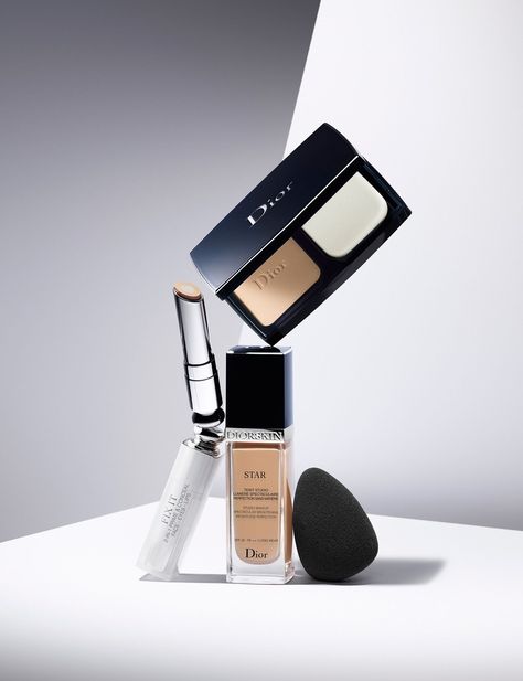 DIOR / Makeup Photography Products, Dior Cushion Powder, Dior Cosmetics Make Up, Dior Makeup Campaign, Dior Prestige Skincare, Dior Lipstick Photography, Makeup Products Aesthetic, Cosmetic Advertising, Aesthetic Dior