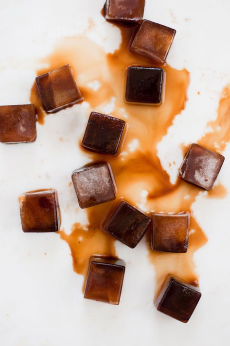 Iced Coffee Cubes - so your iced coffee doesn't get diluted! Coconut Milk Coffee, Coffee Vibes, Coffee Ice Cubes, Ice Coffee Recipe, Vanilla Coffee, Half Baked Harvest, Coffee Cubes, Coffee Photography, Cold Brew Coffee