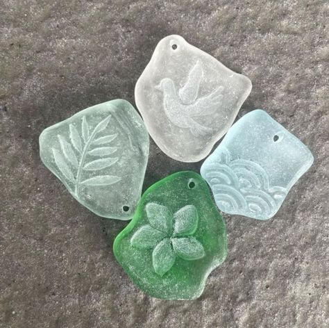 Sea Glass Art Projects, Beach Glass Crafts, Tools Drawing, Wood Carving Tools Knives, Dremel Wood Carving, Sea Crafts, Glass Art Projects, Sea Glass Crafts, Wood Carving Tools