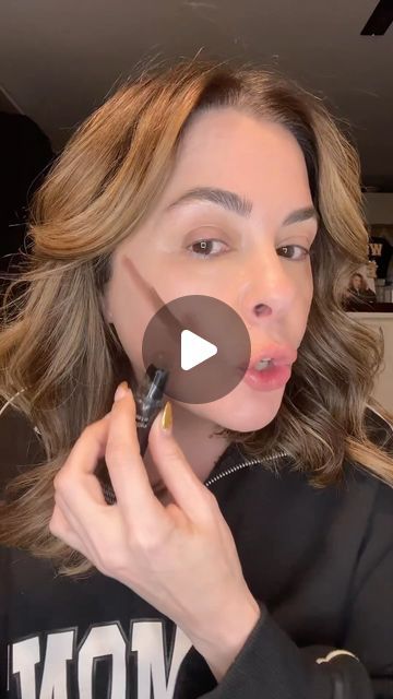 Erica Taylor on Instagram: "Contour placement for mature skin should be mindful of where we want to direct traffic - lines carry our eyes into a natural direction and we can adjust where we want it to go! I used my fave @mcobeauty products to demo #mcobeautypartner #matureskin #makeupover40 #over40 #makeupmistakes #facelift #contour #contouring #makeupartist #makeuptutorial #contourtutorial #fyp" Over 40 Contouring, Contouring Over 50 Makeup Tips, Contour Over 50 Makeup Tips, Facelift Contour, Contour Placement, Erica Taylor, Concealer Tricks, Contouring For Beginners, Contour Tutorial