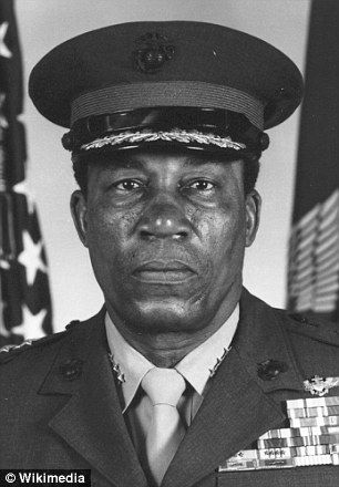 Topeka Kansas, Lieutenant General, Historia Universal, By Any Means Necessary, Black Knowledge, 1 August, United States Marine, United States Marine Corps, Military Heroes