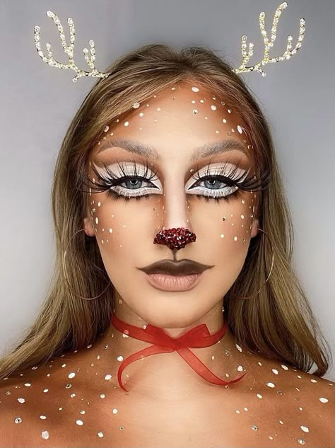 Christmas Creative Makeup Looks, Christmas Character Makeup Looks, Christmas Fantasy Makeup, Christmas Character Makeup, Christmas Characters Makeup, Christmas Creative Makeup, Gingerbread Makeup Look, Artistry Makeup Looks, Makeup Look Asian