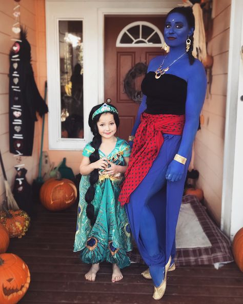 Jasmine and Genie Disney Halloween Costume Cosplay Genie Disney, Disney Halloween Costumes, Halloween Time, Costume Cosplay, Disney Halloween, Halloween Cosplay, Body Painting, Halloween Costume, Halloween Costumes