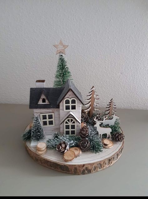 Christmas Home Screen, Diy Christmas Village Displays, Decor Christmas Home, Christmas Crafts Diy Projects, Diy Christmas Village, Christmas Vignettes, Christmas Window Decorations, Noel Diy, Home Aesthetic