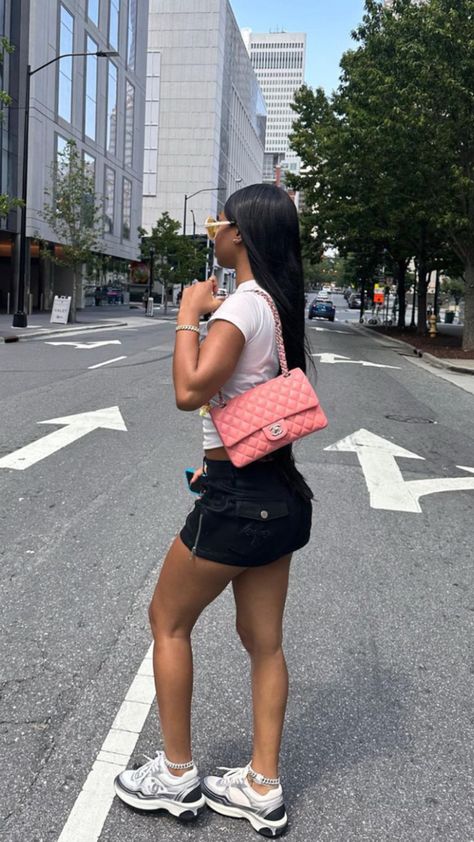 Chanel Sneakers Outfit, Trainers Outfit, Chanel Sneakers, Rich Girl Lifestyle, Effortlessly Chic Outfits, Fly Girl, Cute Everyday Outfits, Baddie Outfits Casual