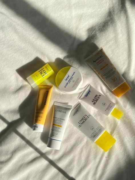 Sunscreen Astethic, Yellow Aesthetic Vision Board, Supergoop Sunscreen Aesthetic, Spf Aesthetic Photo, Suncare Aesthetic, Yellow Makeup Products, Yellow Skincare Aesthetic, Orange Skincare Aesthetic, Sunscreen Aesthetic Photography