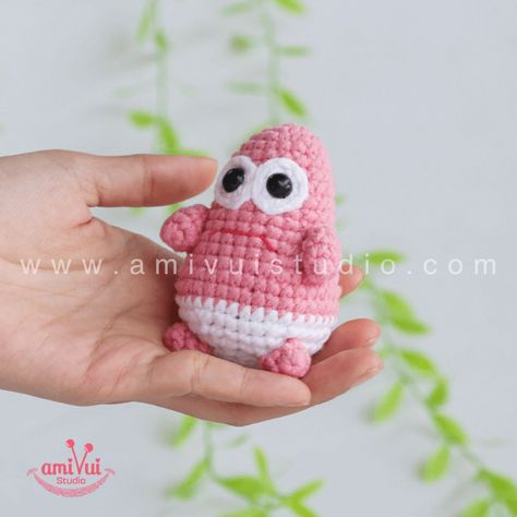 Crochet Patrick Star character amigurumi free pattern - Amivui Studio Crochet Patrick Star, Character Amigurumi, Thai Pattern, Turkish Pattern, Star Character, Patrick Star, Pink Yarn, Chinese Patterns, Amigurumi Free