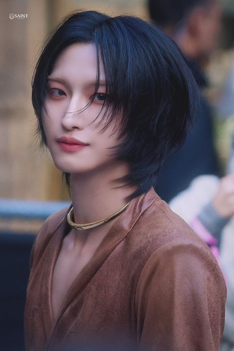 Seonghwa Without Makeup, Seonghwa Hair, Seonghwa Side Profile, Side Swept Hairstyles, Body Weight Leg Workout, Seong Hwa, Park Seong-hwa, Seonghwa Ateez, Bare Face