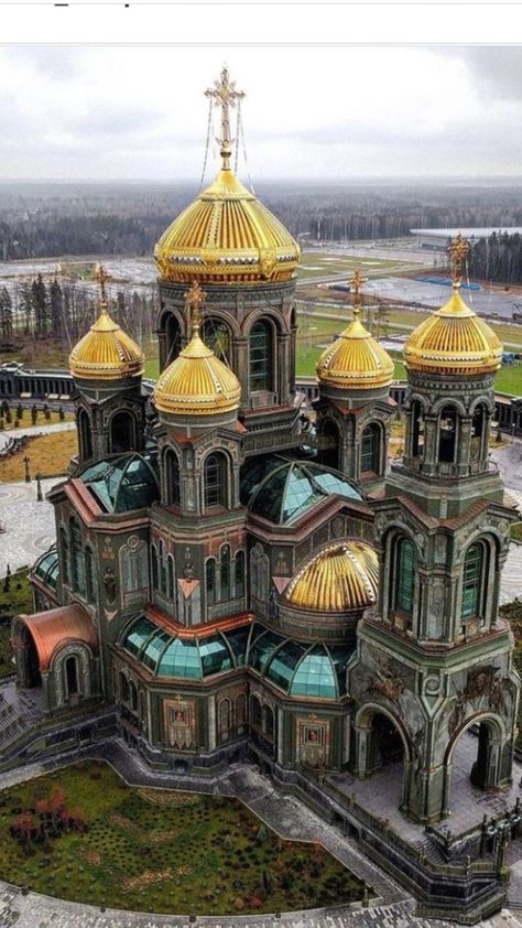 Orthodox Architecture, Byzantine Architecture, Russian Architecture, Revival Architecture, Church Pictures, Unusual Buildings, Cathedral Architecture, Sacred Architecture, Religious Architecture