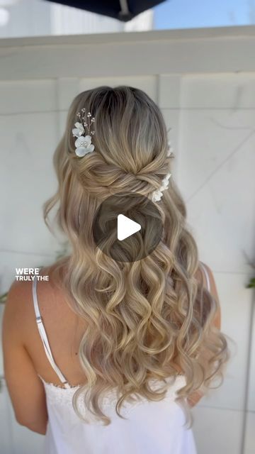 JESSICA KEIFE-OC bridal hair on Instagram: "Simple and sweet bridal Halfup ft. The Flora Pins from my collection @jaykaybraidsandbridal 🤍  These beautiful bridal hair pins are tagged. Or comment, “Flora” and I will dm you a link! (due to instagram’s policies, you have to be following me to allow me to send you a message) 🫶🏽 . Wearing @cashmere_hair clip in extensions! Use code JAYKAY for your discount 💗 . Makeup @kylastuart_makeup  Bride @brooke_phen  . Curling iron: 1 inch @babylissprousa  Products used @schwarzkopfusa OSIS texturizing powder  @kenraprofessional 25 hairspray, heat protectant, and volume burst" Cashmere Hair, Up Hairdos, Beautiful Bridal Hair, Heat Protectant, Clip In Extensions, Bridal Hair Pins, Wedding Hair And Makeup, Curling Iron, My Collection