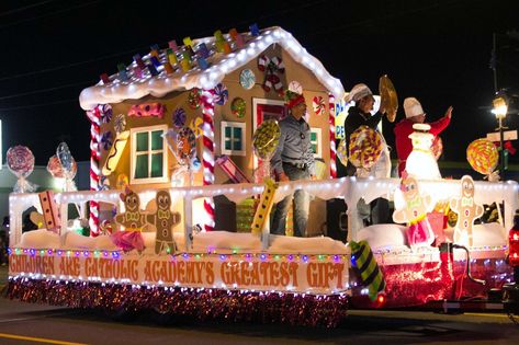 Niagara Electric Lights Parade participants sought | Local News | niagara-gazette.com Holiday Parade Floats, Parade Float Decorations, Christmas Car Decorations, Christmas Parade Floats, Floating Decorations, Holiday Parades, Christmas Experiences, Car Decorations, Christmas Float Ideas