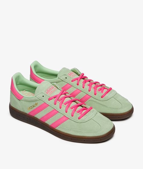 The HANDBALL SPEZIAL product by  adidas from the  SP2024 campaign, has arrived SVD. Colorful Adidas, Adolf Dassler, Women's Handball, Adidas Handball Spezial, Adidas Handball, Adidas Samba Og, Baskets Adidas, Adidas Spezial, Sneakers Adidas