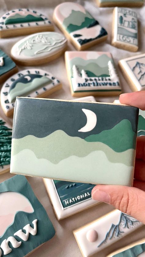 Cami Logan | Custom Decorated Sugar Cookies on Instagram: “I love adding in a nighttime landscape into my sets that have mountains and daytime landscapes! • • • • • #simplecookies #wetonwet…” Nighttime Landscape, Camping Cookies, Royal Icing Sugar, Sugar Cookie Royal Icing, Paint Cookies, Spring Cookies, Sugar Cookie Designs, Decorated Sugar Cookies, Fancy Cookies