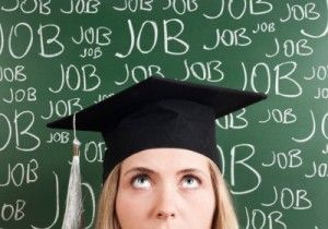 A Year-By-Year Guide To Job Hunting During College - Forbes Psychology Jobs, Psychology Careers, New Grad Nurse, Types Of Education, Psychology Major, College Majors, Starting Line, Psychology Degree, Summer Jobs