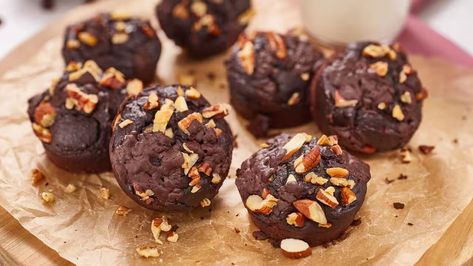 Black bean brownie muffins | SBS Food Gluten Free Brownie Recipe, Vegan Gluten Free Brownies, Gluten Free Brownie, Gluten Free Brownies Recipe, Mary Berg, Gf Cookies, Brownie Muffins, Brownies Recipe Homemade, Black Bean Brownies