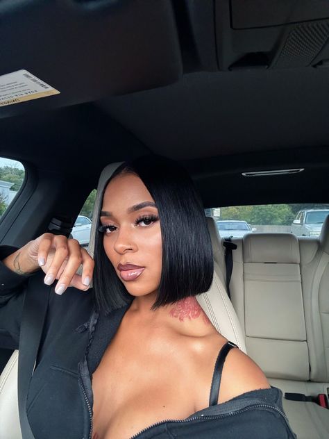 Short Middle Part Bob, Short Middle Part, Middle Part Bob, Hairstyles Bob, Straight Bundles, Short Sassy Hair, Sassy Hair, Hair Laid, Relaxed Hair