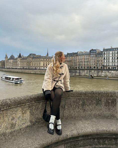 Romanizing this last Parisian winter as much as I can🤍

 

 

Winter in Paris. Pintrest inspo. Fashion. Parisian lifestyle. #parisianlifestyle #pintrestinspo #parisfashion #winterinparis #parisienne #visitparis Paris Aesthetic Winter, Paris Winter Aesthetic, Parisian Winter, Paris Fits, Paris Winter, Parisian Lifestyle, Life Abroad, Parisian Vibes, Paris Aesthetic