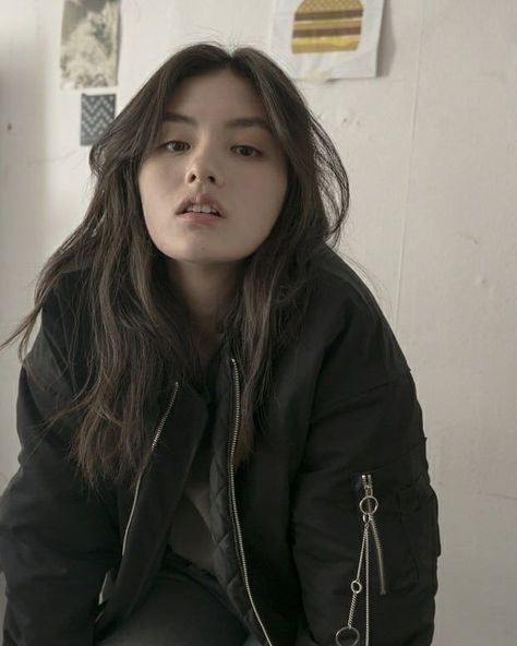 Kim Yongji, Ig Selfie, Kim Yong Ji, Kim Yong-ji, Tomboy Look, Aesthetic Women, Korean Actresses, Kdrama Actors, Korean Actress