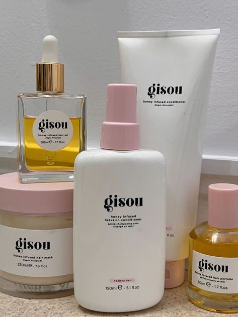 Giosu | Gisou Hair Care | Hair Oil | Leave In Conditioner | Gisou Hair Mask | Aestheic Hair Mask | Hair Perfume | Gisou Hair Perfume | Amazon | Shopping Aesthetic | Shopping | Beauty | Haircare | Skincare | Skincare Routine | Skincare Routine Steps | Skincare Aesthetic | Skincare Products | Skin Cycling Routine | Skincare Essentials | Skincare Organization | Skincare Tips | Makeup Routine | Makeup Aesthetic | Hair Products | Hair Products for Curly Hair | Gisou Hair, Products For Curly Hair, Pink Products, Healthy Hair Routine, Skincare Organization, Pretty Skin Care, Hair Perfume, Pretty Skin, Curly Hair Care