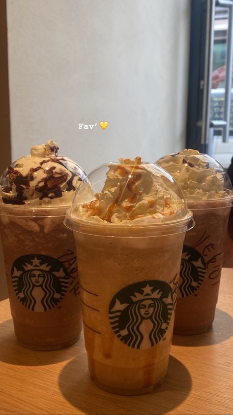 Starbucks, shake, chocolate, cappuccino, caramel, Rome, Italy, delicious, beautiful, aesthetic, Instagram, vacation, friends, drink Cappuccino Aesthetic, Vacation Friends, Chocolate Cappuccino, Caramel Macchiato, Beautiful Aesthetic, Dundee, Rome Italy, Bird Feathers, Billie Eilish