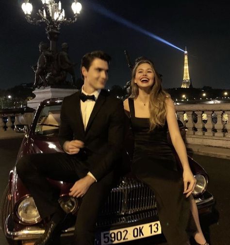 alicefacethemoon Rich Couple, Luxury Couple, Super Rich Kids, Couples Vibe, The Love Club, Michael Buble, Rich Kids, High Society, The Eiffel Tower