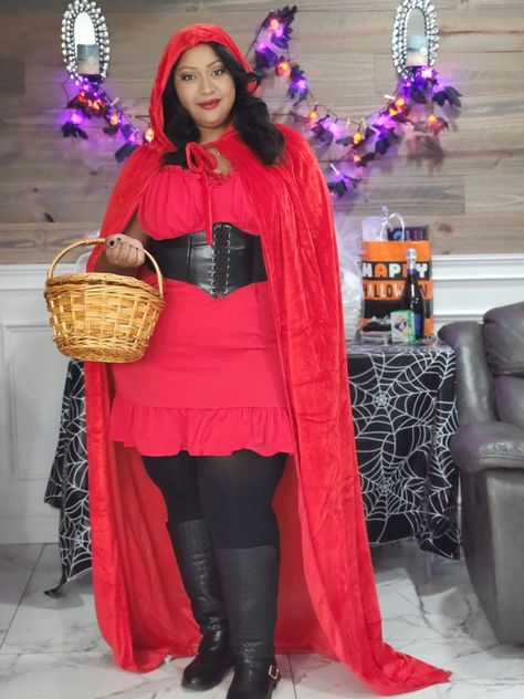 Plus size DIY costume Jessica Rabbit Plus Size Costume, Fat Halloween Costumes, Homemade Plus Size Costumes For Women, Plus Size Red Riding Hood Costume, Diy Red Riding Hood Costume For Women, Plus Size Costumes For Women Diy, Women’s Plus Size Halloween Costume Ideas, Red Riding Hood Halloween Costume, Hood Halloween Costume