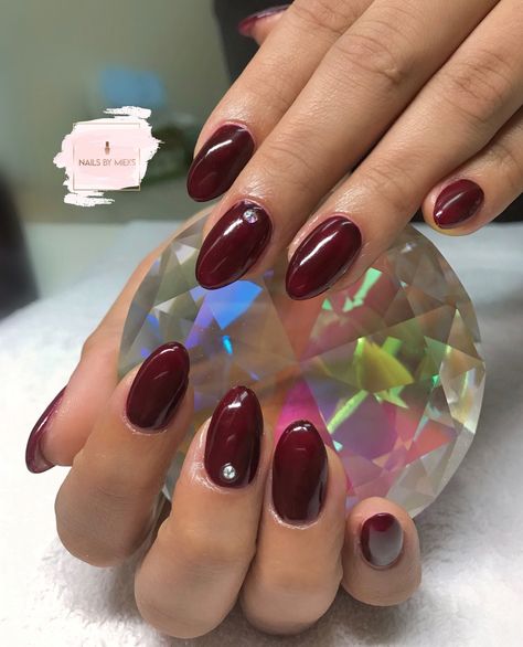 Mehroon Nail Extensions, Indian Wedding Nails, Dark Red Maroon, Bridal Nails Designs, Ready For Marriage, Muslimah Wedding Dress, Muslimah Wedding, Red Nail Designs, Maroon Dress