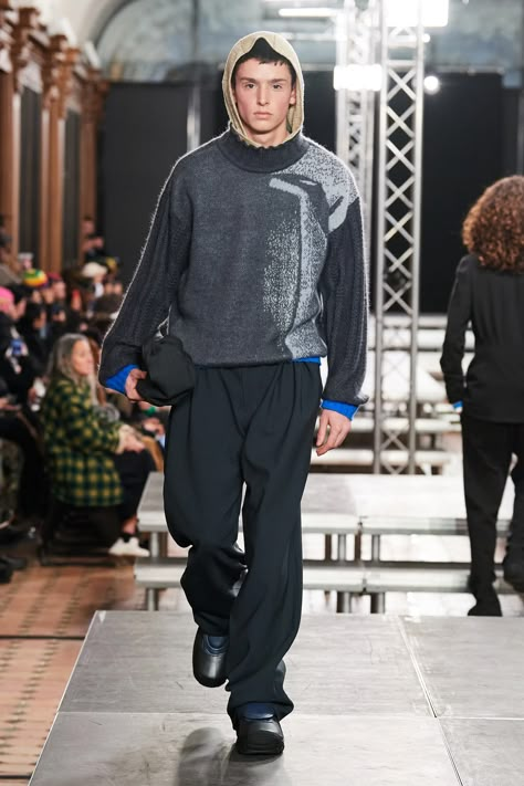 Clothing Brand Inspiration, Fall 2023 Menswear, 2023 Menswear Fashion Show, Boss Style, Walking Outfits, Kiko Kostadinov, Jumpsuit Men, Mens Outfit Inspiration, Copenhagen Style