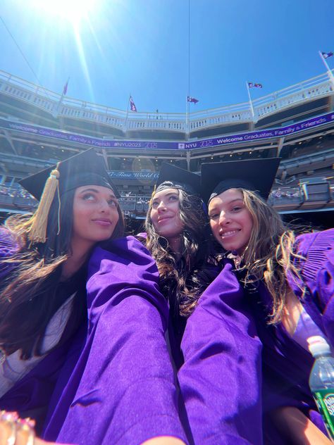 Nyu Nursing School, Usa College Aesthetic, Nyu Graduation Pictures, Graduating College Aesthetic, College In Nyc, Nyu University Aesthetic, Nyc College Aesthetic, New York University Aesthetic, Nyu Student Aesthetic