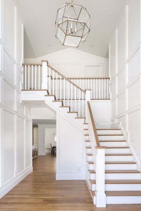 Diy Staircase Makeover, Entryway Stairs, Architecture Restaurant, White Staircase, Diy Staircase, Stairs Makeover, House Staircase, Stairs Ideas, Staircase Remodel