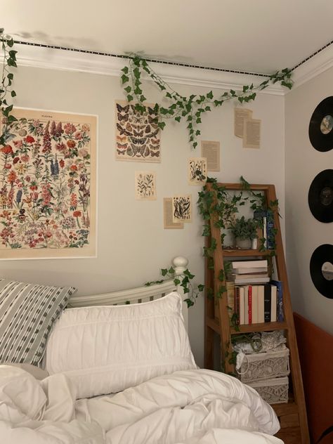 aesthetic vintage room with vinyls vines botanical plants books and sage green Green Vintage Aesthetic Room, Small Sage Bedroom, Room Ideas Aesthetic Green Vintage, Sage Green Decorations Bedroom, Vintage Botanical Bedroom Ideas, Vintage Sage Green Bedroom, Bedroom Ideas For Small Rooms Sage Green, Diy Room Decor Aesthetic Vintage, Green Room Aesthetic Vintage