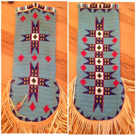 Plains Cree Beadwork, Plains Indians, Native American Clothing, Diy Bead Embroidery, Beadwork Embroidery, Beadwork Designs, Native American Crafts, Native American Artifacts, Native Beadwork