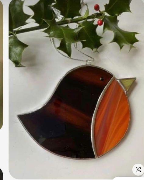 Copper Foil Stained Glass Christmas Ornaments, Stained Glass Robins, Small Stained Glass Christmas Ornaments, Stained Glass Robin Pattern, Simple Stained Glass Christmas Ornaments, Simple Stained Glass Ornaments, Stained Glass Decorations, Simple Stained Glass Pattern, Stained Glass Autumn