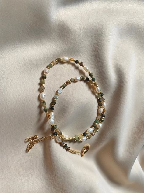 Green Tourmaline Natural Gemstone Freshwater Pearl Gold Dainty - Etsy Huggie Earrings Gold, Cottagecore Vibes, Dainty Gold Bracelet, Paper Bead Jewelry, Friendship Bracelets Designs, Freshwater Pearl Jewelry, Gold Earrings For Women, Trendy Necklace, Gold Bead Bracelets