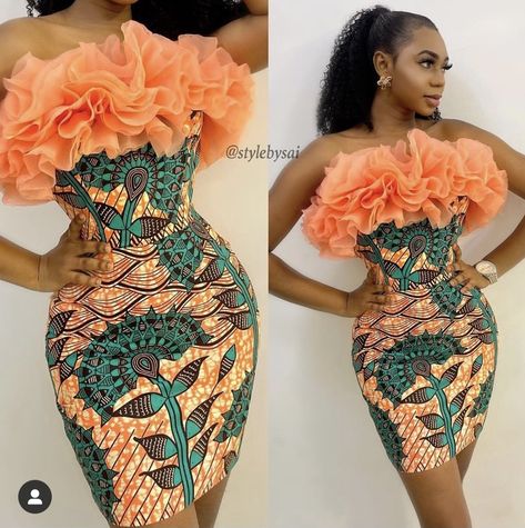 Short Kente Dress Styles, Long Gown Styles Ankara, Dresses For A Date, Dresses African Print, Ankara Fashion Styles, Long Gown Styles, Short Gown Styles, Ankara Dress Designs, Print Dress Designs