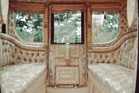 Royalty Core, Royal Core, Castle Aesthetic, Royal Aesthetic, Royal Life, Train Car, Fantasy Aesthetic, Victorian Era, Interior Architecture