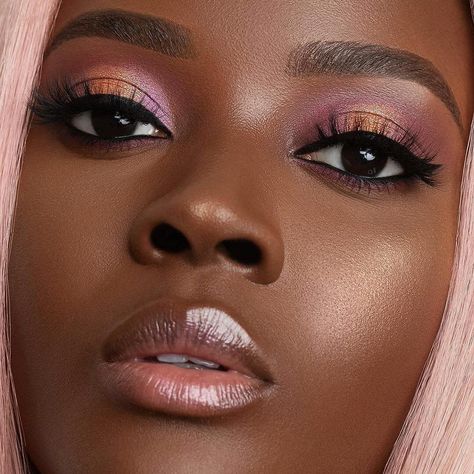 Pretty in Pink Audrey Aesthetic, Bright Makeup, Makeup Samples, Makeup For Black Skin, Black Women Makeup, Dark Skin Beauty, Dark Skin Makeup, Makeup For Black Women, Daily Makeup